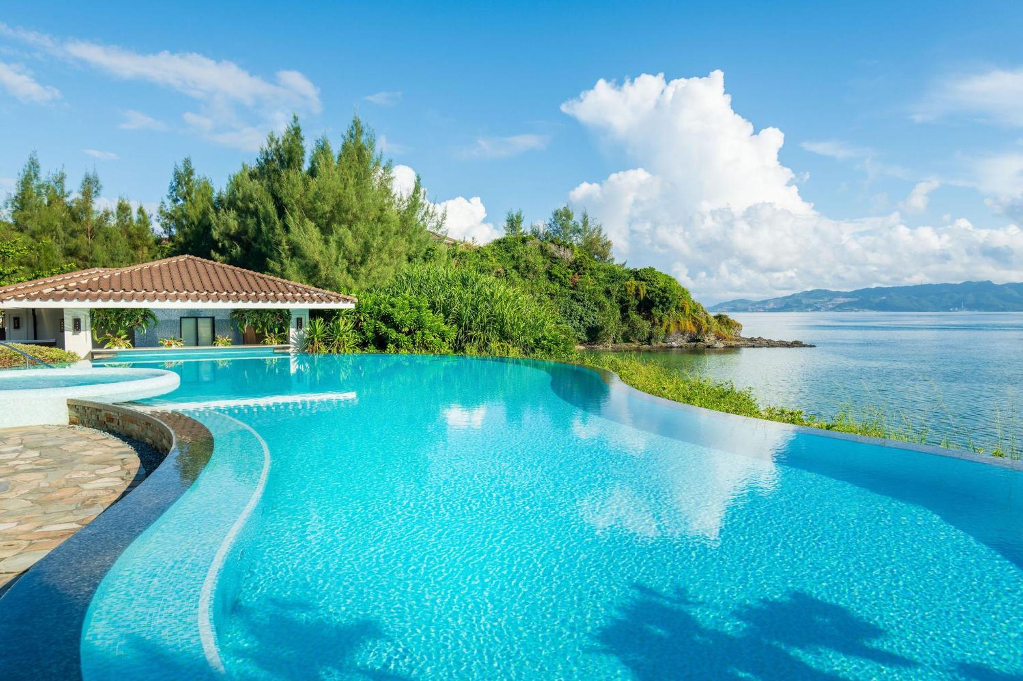 Halekulani Okinawa 5*