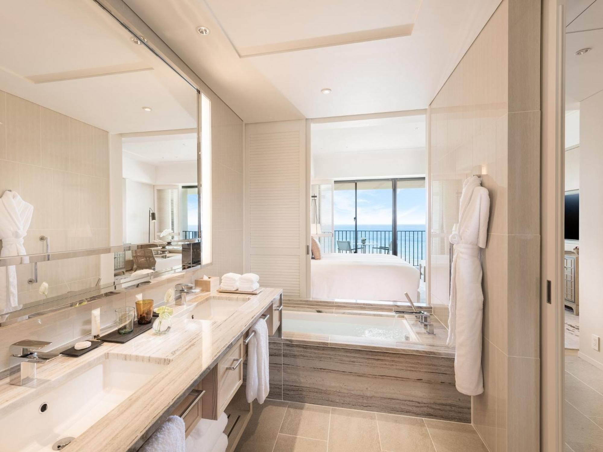 Hotel Halekulani Okinawa